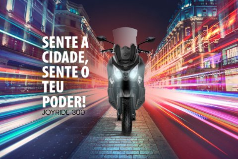 Joymax 300 a nova maxy scooter da SYM